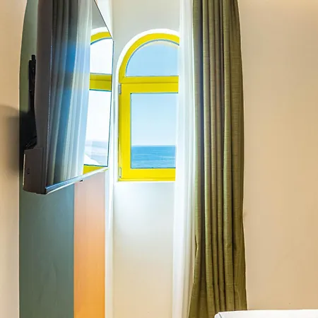 Appartamento Santorini Luxury 9 - Sea View, Parking And
